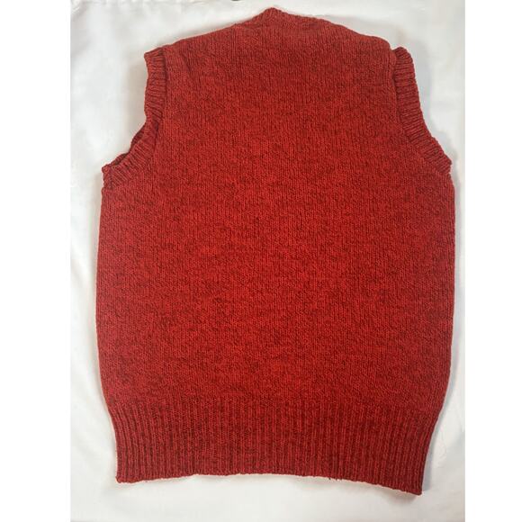 L.L. Bean Men’s Wool Sweater Vest Red Heather Knit Pullover VNeck Size M Vintage - Picture 3 of 5